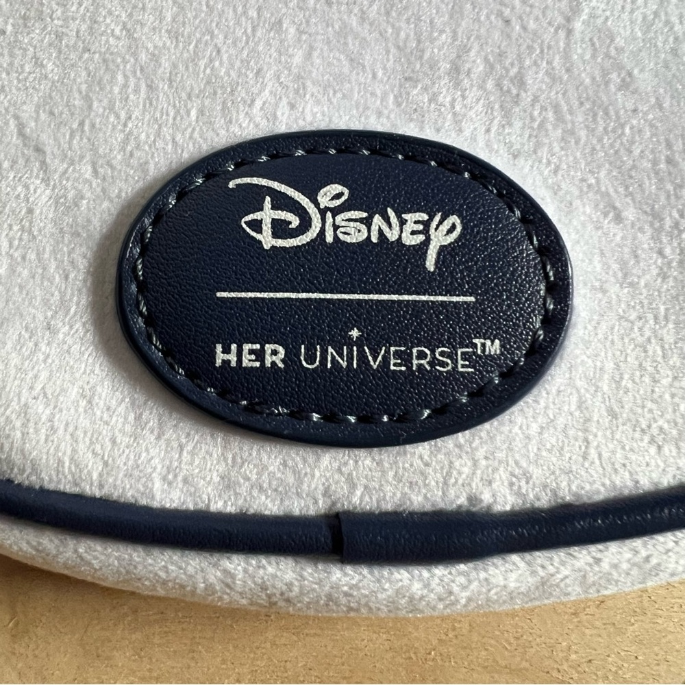 Her Universe Donald Duck Coin Purse - White and Yellow - Picture 3 of 5